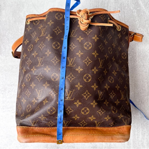 Louis Vuitton • LV Monogram Noe Shoulder Bag Malletier - Picture 12 of 15